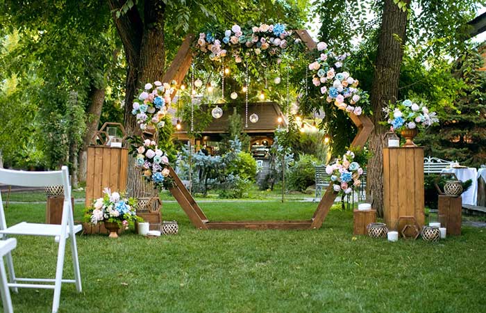 Crazy Backyard Wedding Ideas: Cherish Every Moment