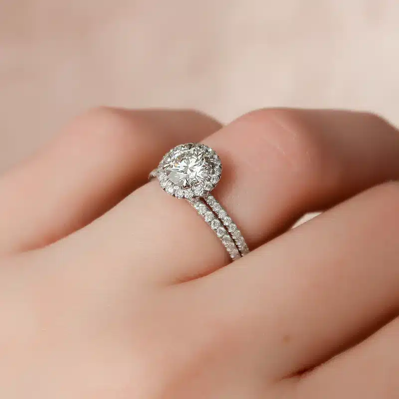 Halo Engagement Rings: Perfection Among Types of Wedding Types