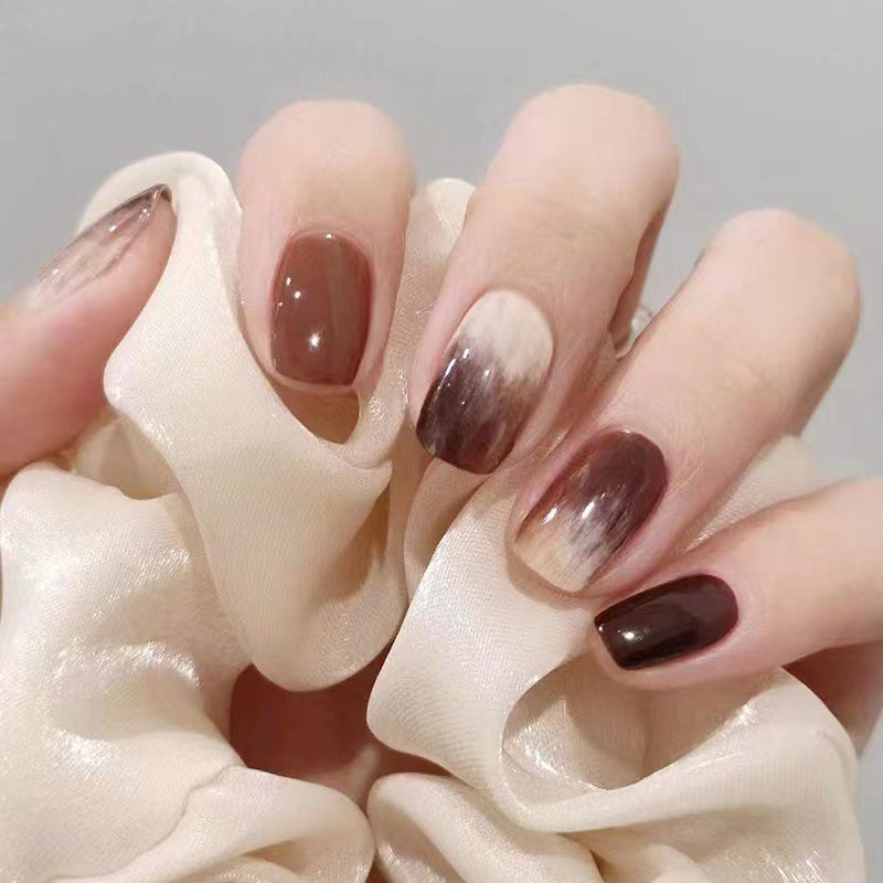 Gradient Chic for Your Wedding Nails Perfection