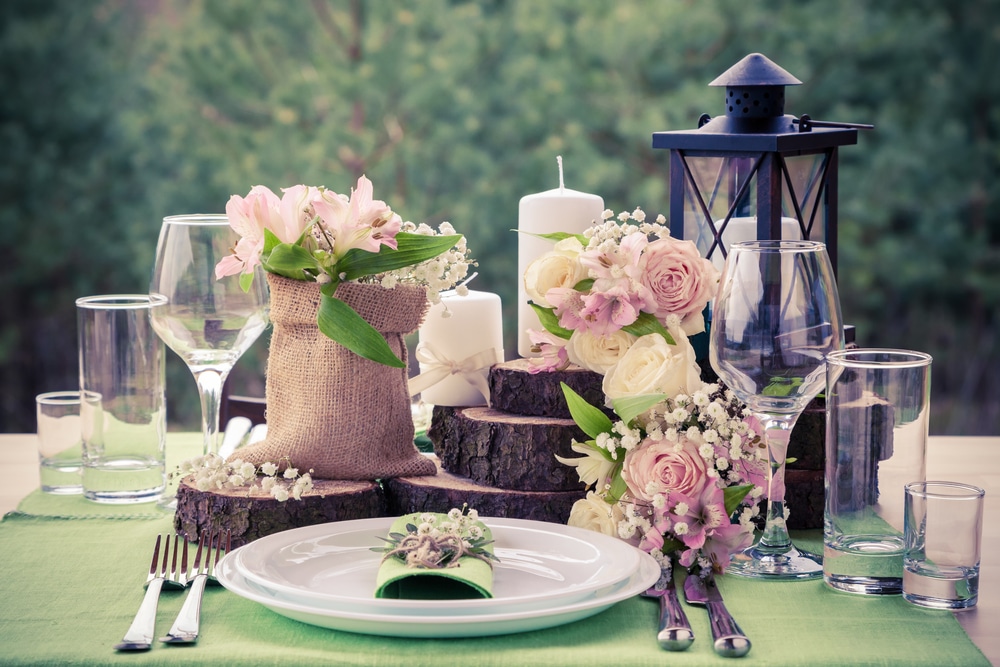 Wedding Table Setting In Rustic Style