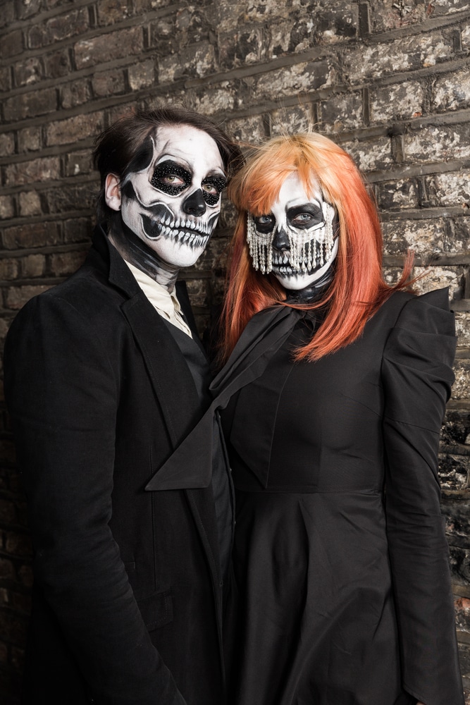 Evil Day Of The Dead Undead Couple Posing