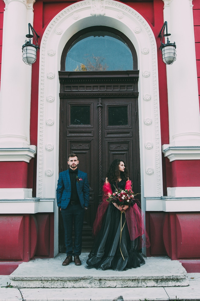 A view of a gothic couple