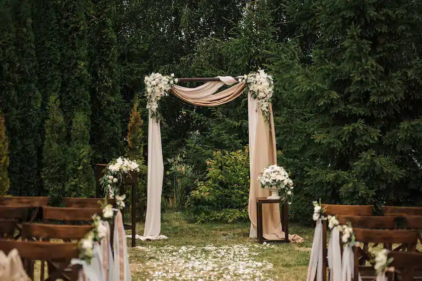 wedding arc with flowers