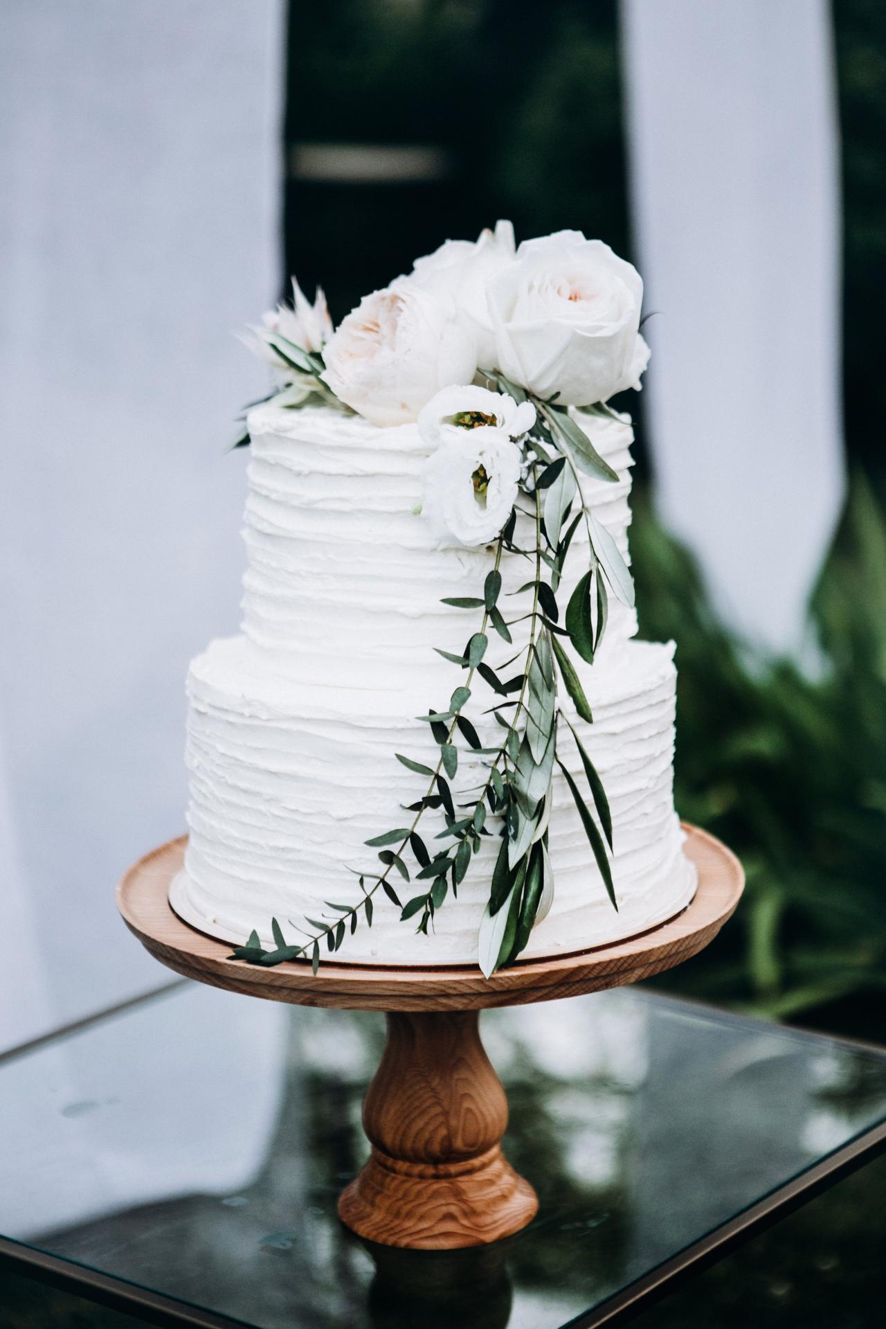 tier wedding cake